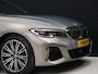 BMW 3-Serie M340i xDrive High Executive [SCHUIFKANTELDAK, MEMORY SEATS, APPLE CARPLAY, ANDROID, HEAD-UP, ADAPTIVE CRUISE, SPORTSTOELEN, BMW LASER, CAMERA, STOELVERWARMING, CLIMATE, NIEUWSTAAT]