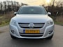 Volkswagen Tiguan 1.4 TSI Comfort&Design / Keurig en Goed onderhouden / Airco / Navigatie / Cruise Control / Trekhaak / NAP