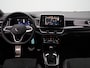 Volkswagen T-Roc 1.5 Tsi R-Line Automaat - Park Assist - Camera - Navigatie - Trekhaak - LED - Stoelverwarming