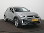 Volkswagen T-Roc 1.5 Tsi R-Line Automaat - Park Assist - Camera - Navigatie - Trekhaak - LED - Stoelverwarming