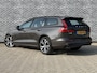 Volvo V60 2.0 B4 Plus Dark | Trekhaak | Navigatie | Apple Carplay | Android Auto | Stoelverwarming | Keyless Entry | Lederen Bekleding | Achteruitrijcamera | Parkeersensoren | Elektrisch Verstelbare Voorstoelen