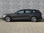 Volvo V60 2.0 B4 Plus Dark | Trekhaak | Navigatie | Apple Carplay | Android Auto | Stoelverwarming | Keyless Entry | Lederen Bekleding | Achteruitrijcamera | Parkeersensoren | Elektrisch Verstelbare Voorstoelen