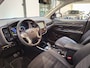 Mitsubishi Outlander 2.4 PHEV Intense+ Stoel/Stuurverwarming - Apple Carplay/Android Auto - Dodehoekdetectie - Schuif/Kanteldak - Trekhaak