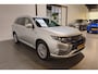 Mitsubishi Outlander 2.4 PHEV Intense+ Stoel/Stuurverwarming - Apple Carplay/Android Auto - Dodehoekdetectie - Schuif/Kanteldak - Trekhaak