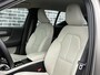 Volvo XC40 1.5 T3 Inscription | Trekhaak | 360 Graden Camera | Harman Kardon Audio | Parkeersensoren | Elektrisch Verstelbare Voorstoelen | Stoelverwarming | Navigatie | Lederen Bekleding | BLIS