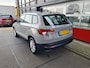 Skoda Karoq 1.0 TSI 110pk Business Edition Elec trekhaak Stoelv. Navi DAB All-in prijs + 12 Mnd Garantie