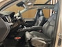 Volvo XC90 2.0 T8 Plug-in hybrid AWD Ultra Dark | Elektrisch glazen panorama-dak | Head-up display | Lichtmetalen velgen 21"