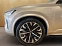 Volvo XC90 2.0 T8 Plug-in hybrid AWD Ultra Dark | Elektrisch glazen panorama-dak | Head-up display | Lichtmetalen velgen 21"