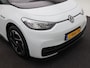 Volkswagen ID.3 First 58 kWh 204 Pk | Adaptive Cruise | Zwarte Hemel | Stoelverwarming | Climate Control | LED | Sensoren | 18 Inch