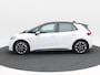 Volkswagen ID.3 First 58 kWh 204 Pk | Adaptive Cruise | Zwarte Hemel | Stoelverwarming | Climate Control | LED | Sensoren | 18 Inch