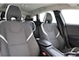 Volvo V40 T3 AUT. DYNAMIC EDITION -CRUISE|VERW.VOORSTOELEN|NAVI|PARK-ASSIST|17"