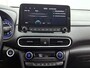 Hyundai Kona 1.6 GDI HEV Premium | Camera | Head-up Display | Stoelverwarming | Zomer en winterset | 18'