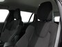 Volvo V60 2.0 B4 Momentum | Climate control | Cruise control adaptieve | Parkeersensoren | Achteruitrijd camera | LED | Verwarmde voorstoelen | Lane assist | Apple Carplay/ Android Auto