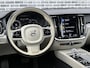 Volvo V60 2.0 B3 Inscription | Harman Kardon Audio | Lederen Bekleding | Achteruitrijcamera | Parkeersensoren | Stoelverwarming | Lichtmetalen Velgen 18 inch | Elektrische Achterklep