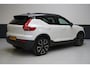 Volvo XC40 1.5 T4 Recharge R-Design | SoH 95% | Leder | Panoramadak | Trekhaak | Camera | Lm velgen