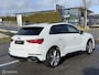 Audi Q3 35 TFSI S edition PANO TREKHAAK SFEER BLIND CAM VOL