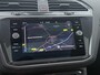 Volkswagen Tiguan 1.4 TSI eHybrid Life | Pano dak | Head Up Display | Elek Achterklep | Stoelverwarming |