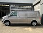Volkswagen Transporter 2.0 TDI L2H1 150pk Automaat DSG 2x schuifdeur Airco Cruise controle Trekhaak 2500kg trekgewicht 2-Persoons Telefoonverbinding Apple carplay Sitebars Euro 6 Dubbele schuifdeur Bpm vrij Bestel