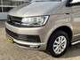 Volkswagen Transporter 2.0 TDI L2H1 150pk Automaat DSG 2x schuifdeur Airco Cruise controle Trekhaak 2500kg trekgewicht 2-Persoons Telefoonverbinding Apple carplay Sitebars Euro 6 Dubbele schuifdeur Bpm vrij Bestel