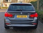 BMW 3-Serie Touring Nbt EVO Apple CarPlay LM Velgen Trekhaak NAP NL Gave Kleur 320i Luxury Edition