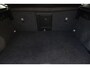Volvo XC40 T2 Momentum | Parkeersensoren voor + achter | Parkeercamera | 19'' Lichtmetalen velgen | Navigatie | Parkeersensoren voor + achter | Dealeronderhouden