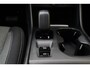 Volvo XC40 T2 Momentum | Parkeersensoren voor + achter | Parkeercamera | 19'' Lichtmetalen velgen | Navigatie | Parkeersensoren voor + achter | Dealeronderhouden