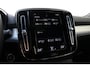 Volvo XC40 T2 Momentum | Parkeersensoren voor + achter | Parkeercamera | 19'' Lichtmetalen velgen | Navigatie | Parkeersensoren voor + achter | Dealeronderhouden