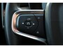 Volvo XC40 T2 Momentum | Parkeersensoren voor + achter | Parkeercamera | 19'' Lichtmetalen velgen | Navigatie | Parkeersensoren voor + achter | Dealeronderhouden