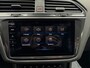 Volkswagen Tiguan 1.4 TSI 245pk eHybrid Life DSG Automaat Panoramadak / Digital Cockpit Pro / Voorstoelen verwarmbaar / Navigatie 'Discover Pro Achterklep elektrisch / Assistance Pakket Plus /