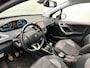 Peugeot 2008 1.2 PureTech Allure | Trekhaak | Stoelverwarming Panorama Dak Climate / Cruise control Carplay Lichtmetaal