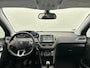 Peugeot 2008 1.2 PureTech Allure | Trekhaak | Stoelverwarming Panorama Dak Climate / Cruise control Carplay Lichtmetaal