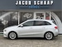 Mercedes-Benz B-klasse 180 Launch Edition Automaat / Parkeersensoren V-A / Cruise Control / Camera / Multimedia / 17'' LM / Navi