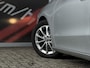 Mercedes-Benz B-klasse 180 Launch Edition Automaat / Parkeersensoren V-A / Cruise Control / Camera / Multimedia / 17'' LM / Navi
