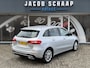 Mercedes-Benz B-klasse 180 Launch Edition Automaat / Parkeersensoren V-A / Cruise Control / Camera / Multimedia / 17'' LM / Navi