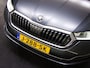 Skoda Octavia Combi 1.0 TSI Business Edition Plus (ADAPTIVE CRUISE, APPLE CARPLAY/ANDROID AUTO, STOELVERWARMING, DIGITAL COCKPIT)