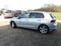 Volkswagen Golf 1.0 eTSI Life Business