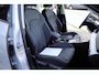 Volkswagen Golf 1.0 eTSI Life Business