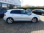Volkswagen Golf 1.0 eTSI Life Business