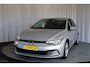 Volkswagen Golf 1.0 eTSI Life Business