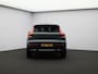 Volvo XC40 T3 163PK Automaat Momentum Pro / 19" / Extra Getint Glas / Camera / Park Assist V+A / Verwarmbare Voorruit / Elektrische Achterklep /