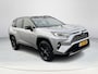 Toyota RAV4 2.5 Hybrid Bi-Tone | Carplay | Parkeersensoren | Stoelverwarming | Navigatie |