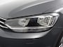 Volkswagen Touran 1.5 TSI 150pk DSG Comfortline Plus 7p | Navigatie | Apple Carplay/Android Auto | Wegklapbare trekhaak | Parkeersensoren | Adaptive Cruise Control | Stoelverwarming | Getinte ramen | Climate Control