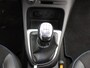 Renault Captur TCe 90 Version S | Trekhaak | Half leder/alcantara | Parkeercamera |