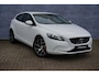 Volvo V40 1.5 T2 Kinetic | Trekhaak | Bi-Xenon | Stoelverwarming | Navigatie | Bluetooth | climate | regen sensor |