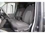 Volkswagen Crafter 2.0 TDI L3H3 Highline 3-ZITS, 140PK AUT. LED, CAMERA, NAVI, CRUISE, AIRCO, PARKEERSENSOREN
