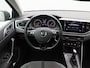 Volkswagen Polo 1.0 TSi Automaat Highline | Stoelverwarming | Camera | Carplay | Adaptive Cruise | 16 Inch | 54.117 Km !!