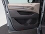Volkswagen Multivan Bedrijfswagens Bulli L2 1.5 eHybrid EU6 180 kW/245pk DSG 4Motion | Incl BTW/BPM | 7 zitplaatsen vis-a-vis | Trekhaak | Stoelverwarming | Verlaagd onderstel dynamisch | 19" Halmstad lichtmetaal |