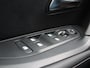 Peugeot 2008 SUV Allure Mild Hybride 145PK e-DCS6 Automaat, Rijklaarprijs, Navigatie 360 Camera Adaptieve Cruise Control DAB+ LED
