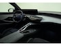 Peugeot E-3008 GT Long Range 97 kWh 230 Pk | OP VOORRAAD | UNIEK | WLTP 680 Actieradius | Trekhaak | Panoramisch Schuif/Kantel Dak | Alcantara Executive Interior