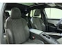 Peugeot E-3008 GT Long Range 97 kWh 230 Pk | OP VOORRAAD | UNIEK | WLTP 680 Actieradius | Trekhaak | Panoramisch Schuif/Kantel Dak | Alcantara Executive Interior